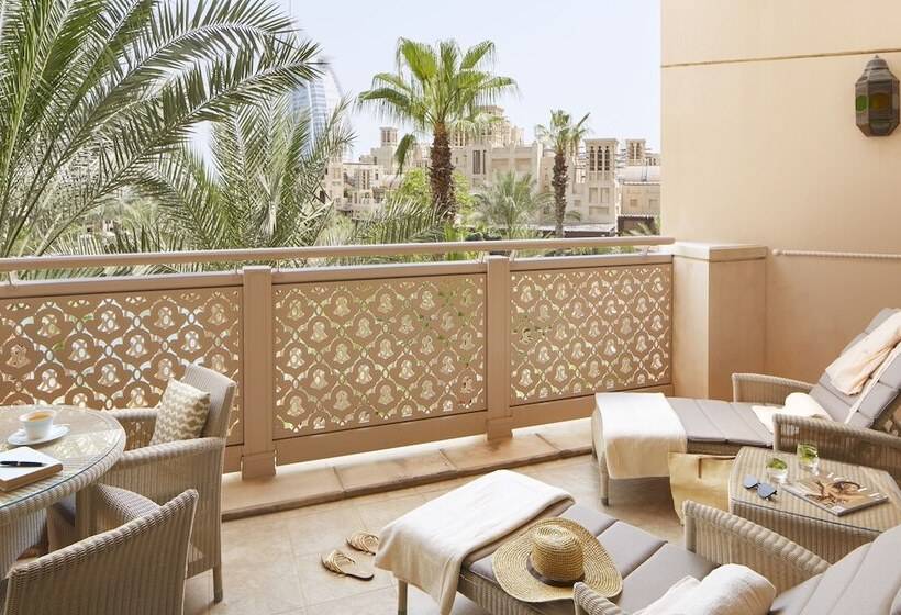 Люкс, Jumeirah Al Qasr Dubai