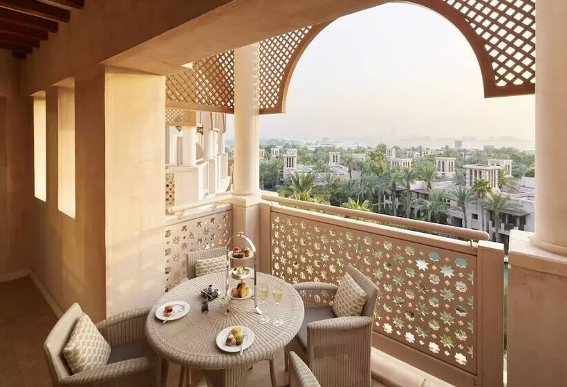 سوییت, Jumeirah Al Qasr Dubai