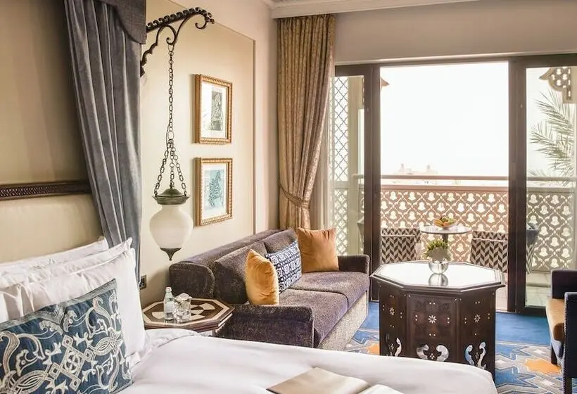 اتاق کلاب, Jumeirah Al Qasr Dubai