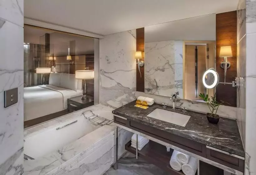 ロイヤルスイート, Jw Marriott Mumbai Juhu