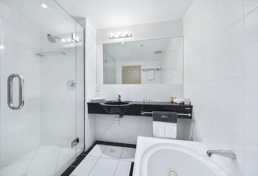 חדר דחוקס עם מיטת קינג, Millennium Hotel New Plymouth, Waterfront