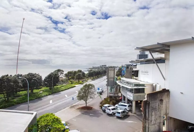 キングサイズベッドのデラックスルーム, Millennium Hotel New Plymouth, Waterfront