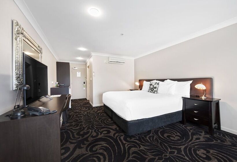 חדר דחוקס עם מיטת קינג, Millennium Hotel New Plymouth, Waterfront