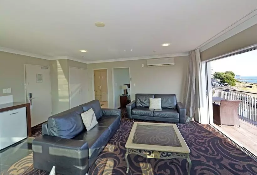 ペントハウススイート, Millennium Hotel New Plymouth, Waterfront
