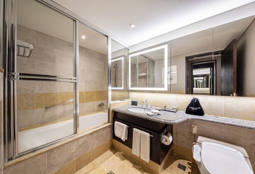 Студия Superior, Oakwood Premier Coex Center