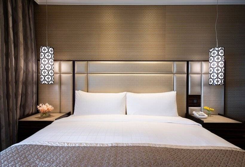 Апартаменты Superior 3 Спальни, Oakwood Premier Coex Center