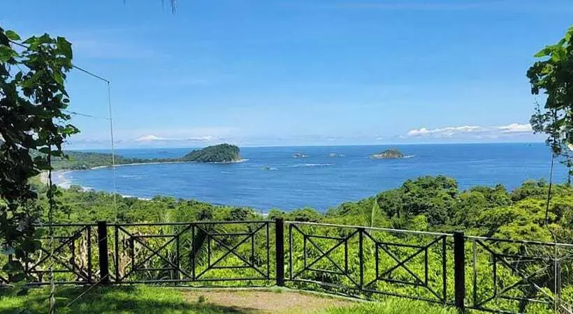 اتاق سوپریور با چشم‌انداز دریا, Oceans Two Resort