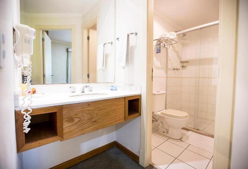 سوییت سوپریور, Quality Suites Vila Olimpia