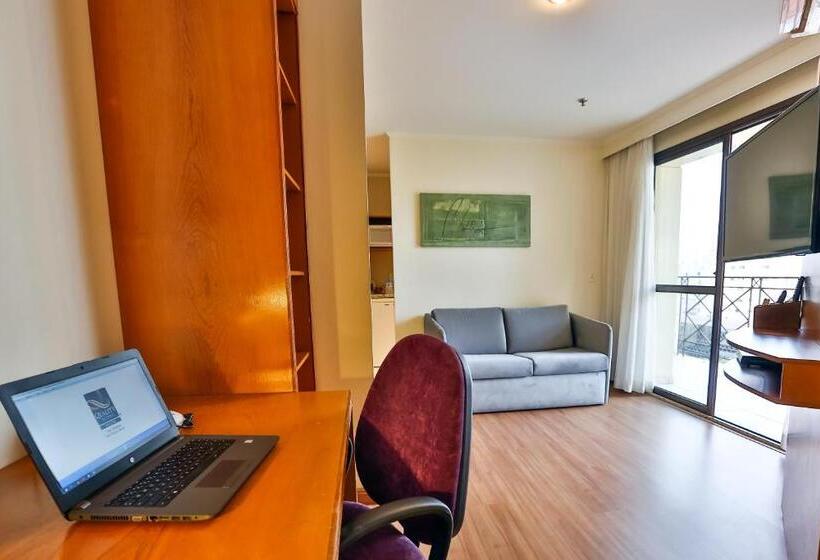 سوییت لوکس, Quality Suites Vila Olimpia