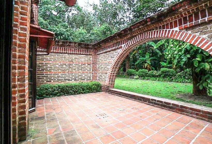 سوییت خانوادگی, San Buenaventura De Atitlan