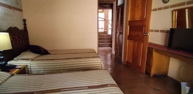 سوییت خانوادگی, San Buenaventura De Atitlan