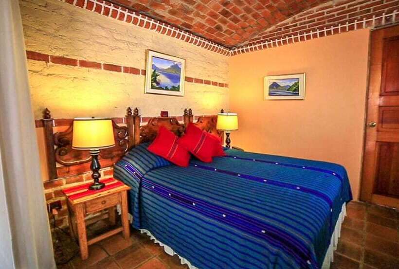 سوییت خانوادگی, San Buenaventura De Atitlan