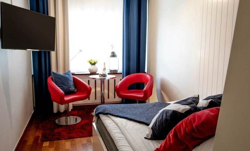 Номер Стандарт, Stenungsbaden Yacht Club