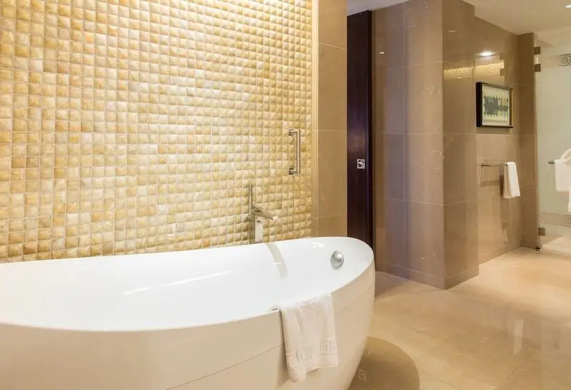 اتاق کلاب, The Ritz-Carlton, Dubai