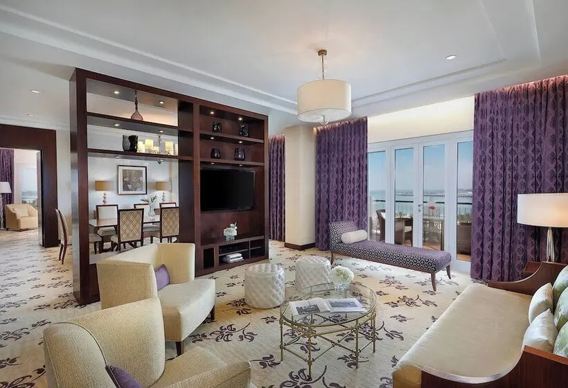 سوئیت سلطنتی 2 خوابه, The Ritz-Carlton, Dubai