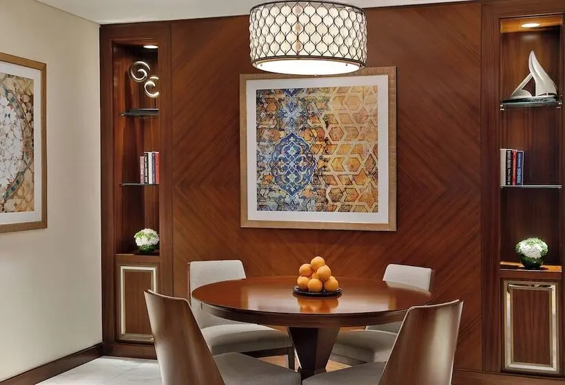 سوئیت خانواده 2 خوابه, The Ritz-Carlton, Dubai