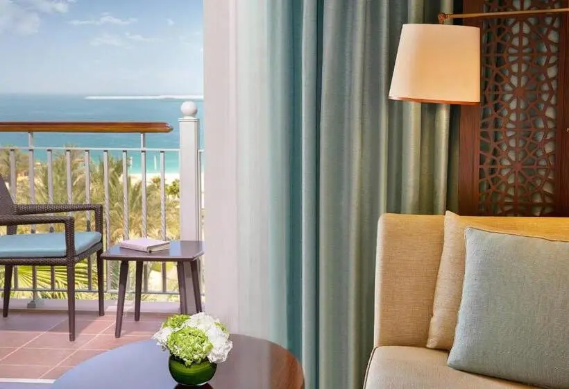 اتاق استاندارد با تخت بزرگ, The Ritz-Carlton, Dubai