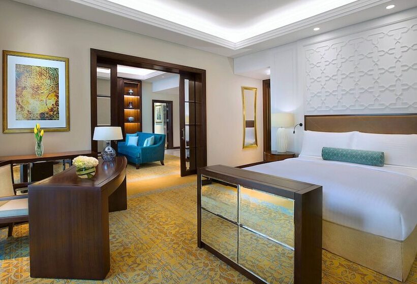 سوئیت خانواده 2 خوابه, The Ritz-Carlton, Dubai