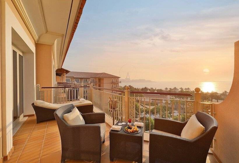 Club Room Sea View, The Ritz-Carlton, Dubai