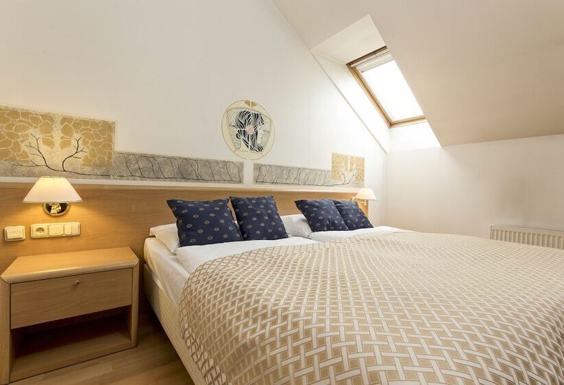 اتاق استاندارد, Tivoli Prague