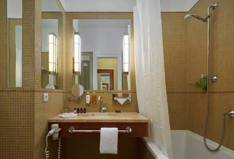 اتاق استاندارد یک نفره, Ventana Hotel Prague