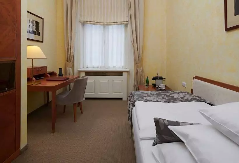 اتاق استاندارد یک نفره, Ventana Hotel Prague