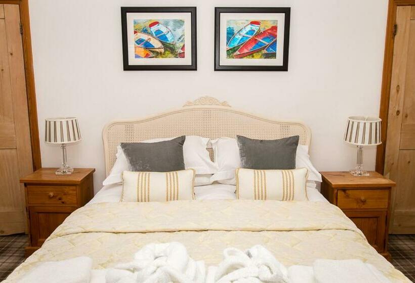 Стандартный Номер Кровать Кинг, Harry S At Spire Cottage Dog Friendly Cottage