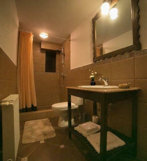 اتاق استاندارد سه نفره, Casa Verde