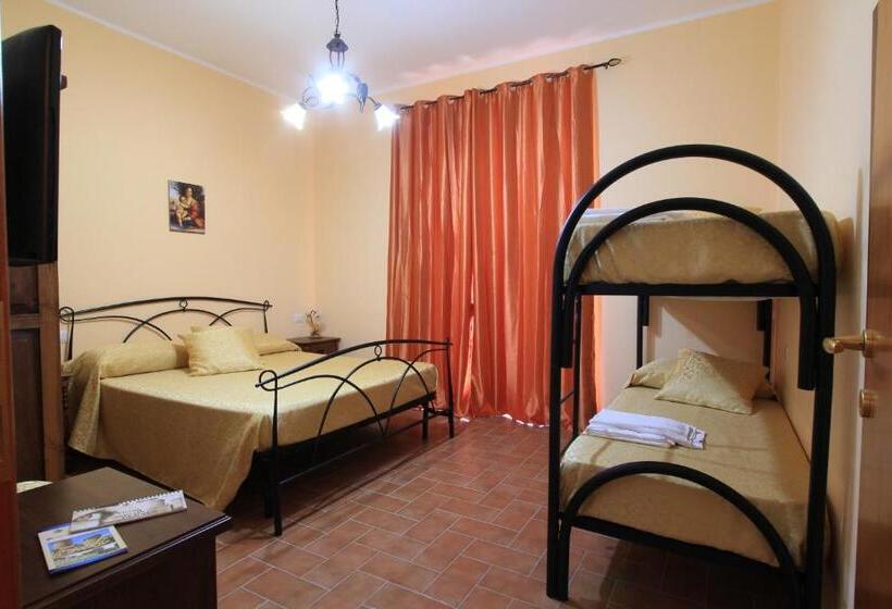 اتاق خانوادگی, Affittacamere Casa Di Elide