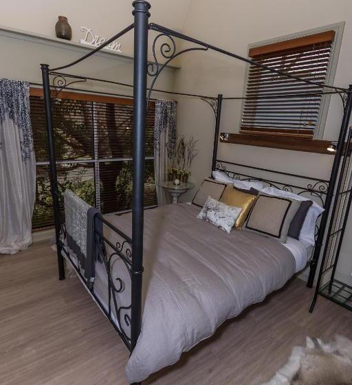 בקתת חדר, Dreamers