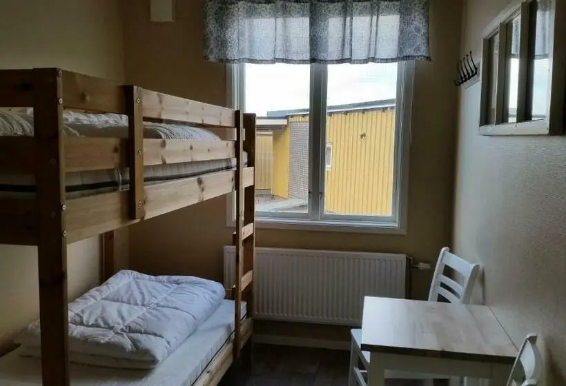 Standard Yhden Hengen Huone Jaettu Kylpyhuone, Björkängs Vandrarhem