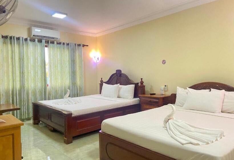 Camera Familiare Deluxe, Savet Guesthouse