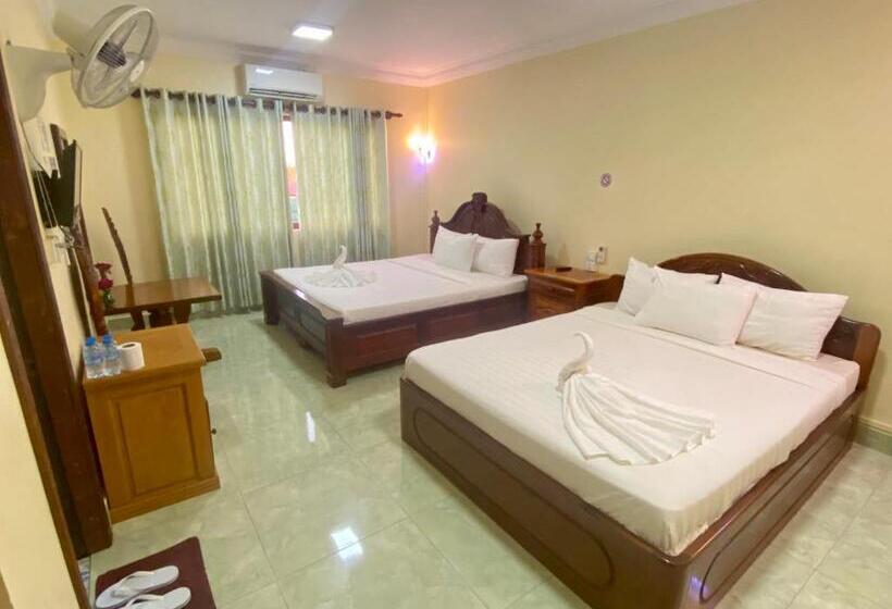 Camera Familiare Deluxe, Savet Guesthouse