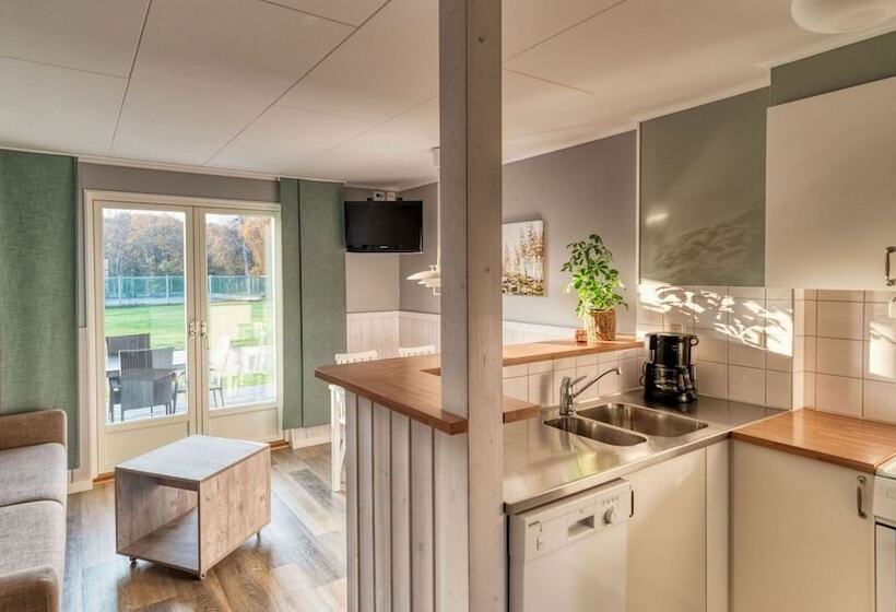 דירת שני חדרים, Apelviken Lägenhetshotell