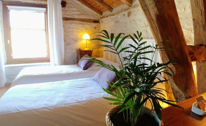 חדר קומפורט, Chambres & Table D Hôtes La Vayssade