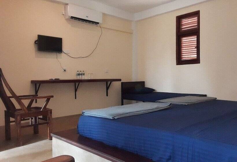 Camera Familiare, Lake Bliss