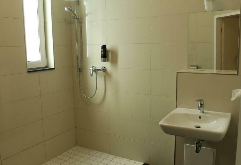 高级大房间, Lovely Studio Cologne West   Neues Momomotel