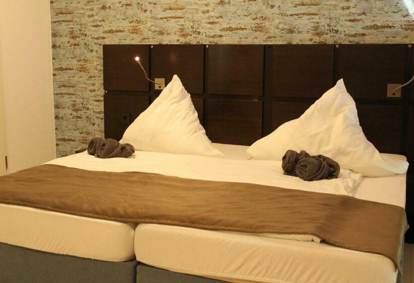 高级大房间, Lovely Studio Cologne West   Neues Momomotel