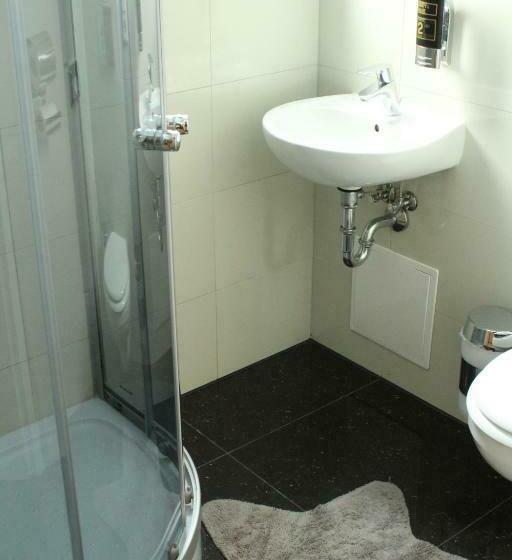 标准间, Lovely Studio Cologne West   Neues Momomotel