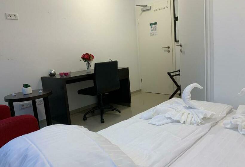 标准间, Lovely Studio Cologne West   Neues Momomotel