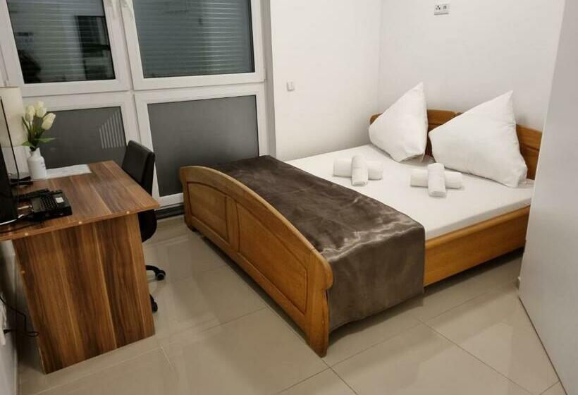 标准间, Lovely Studio Cologne West   Neues Momomotel