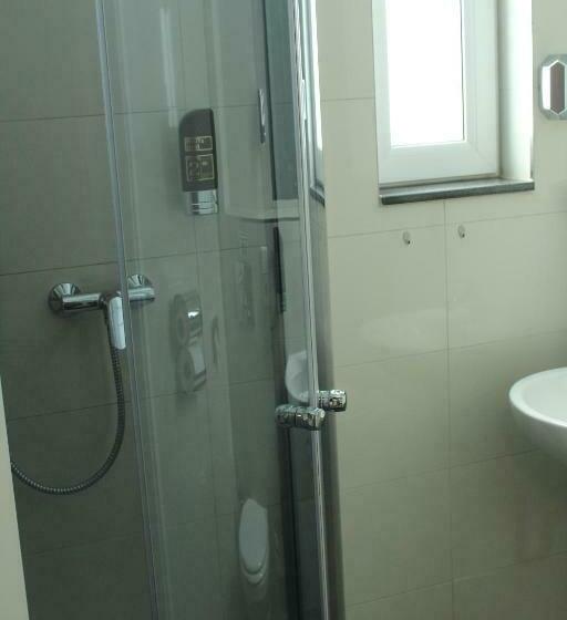 标准间, Lovely Studio Cologne West   Neues Momomotel