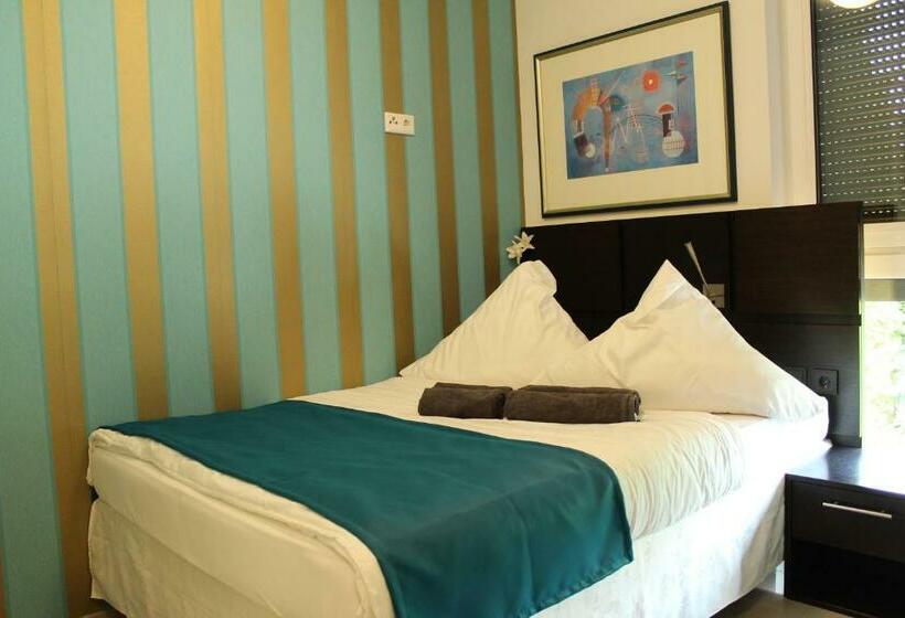 标准间, Lovely Studio Cologne West   Neues Momomotel