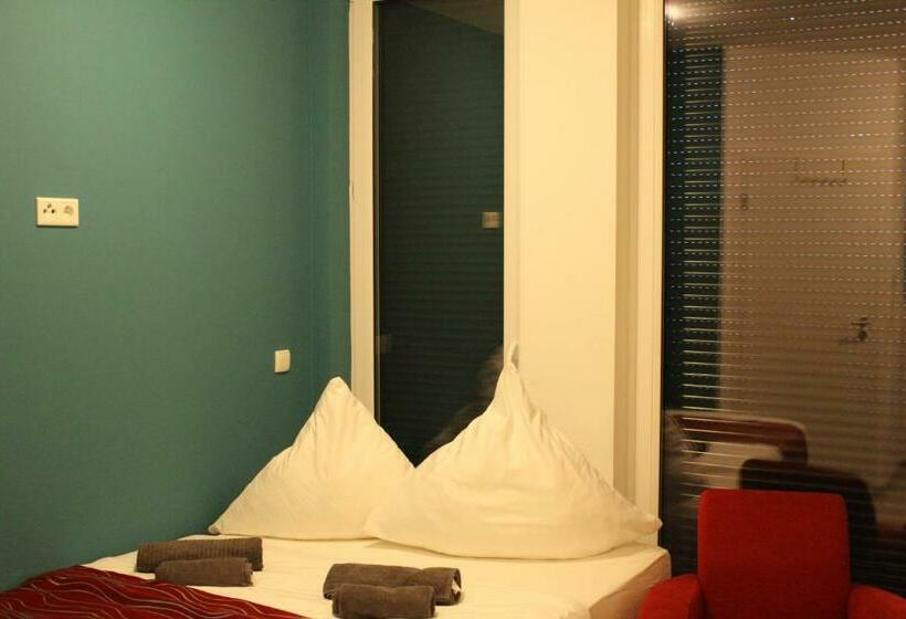 经济房, Lovely Studio Cologne West   Neues Momomotel