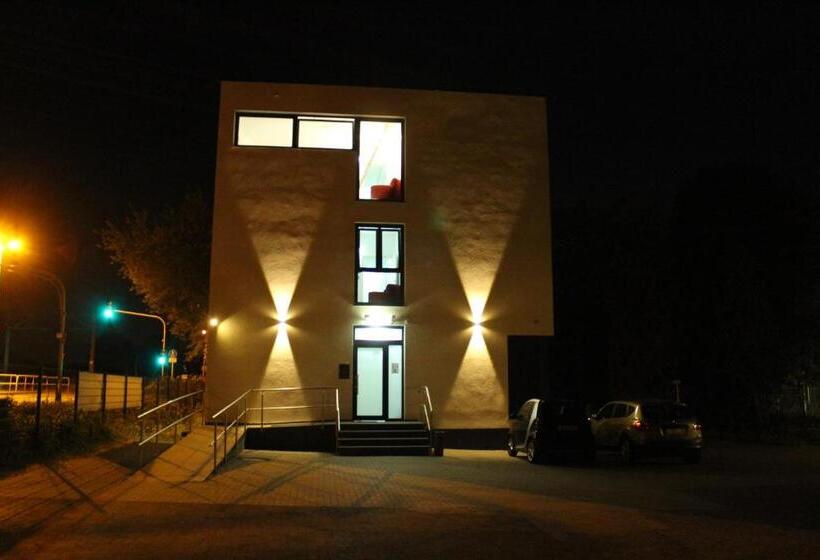 经济房, Lovely Studio Cologne West   Neues Momomotel