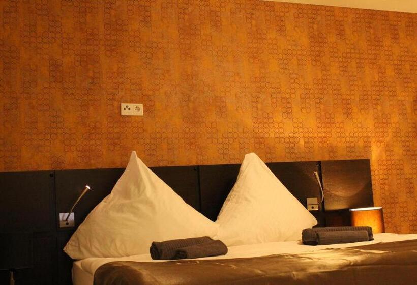 高级大房间, Lovely Studio Cologne West   Neues Momomotel