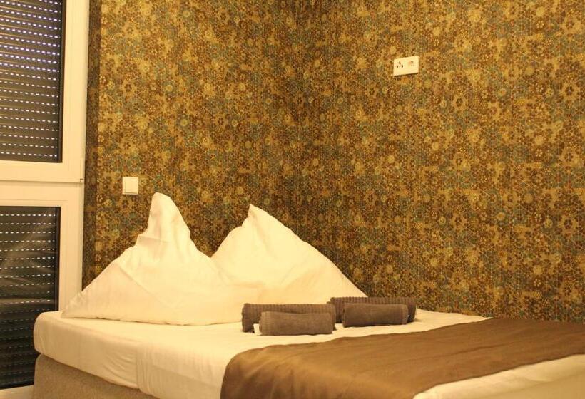 标准间, Lovely Studio Cologne West   Neues Momomotel