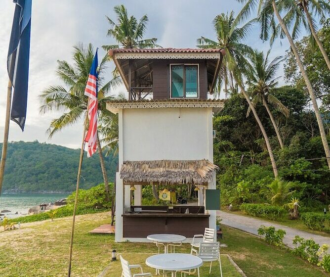 בקתה דלוקס, 1511 Coconut Grove