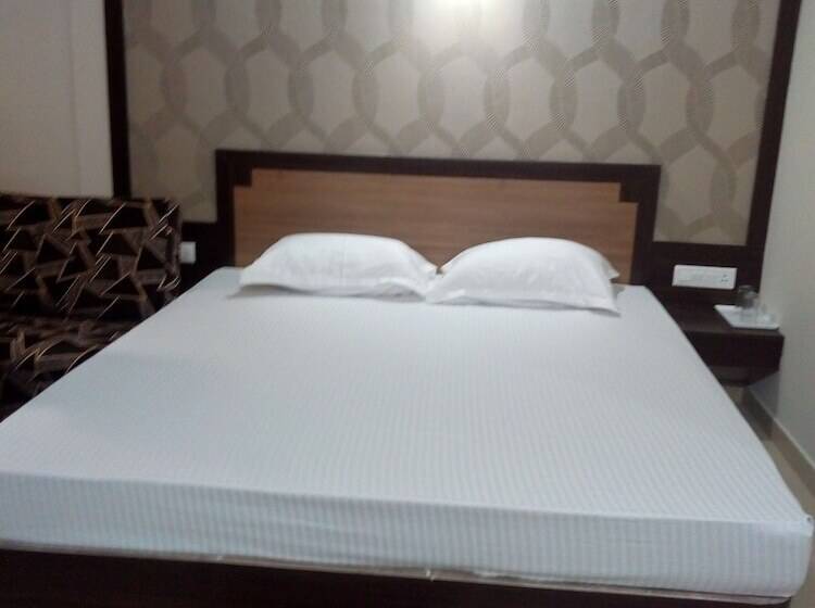 Deluxe Værelse, Pp Palace