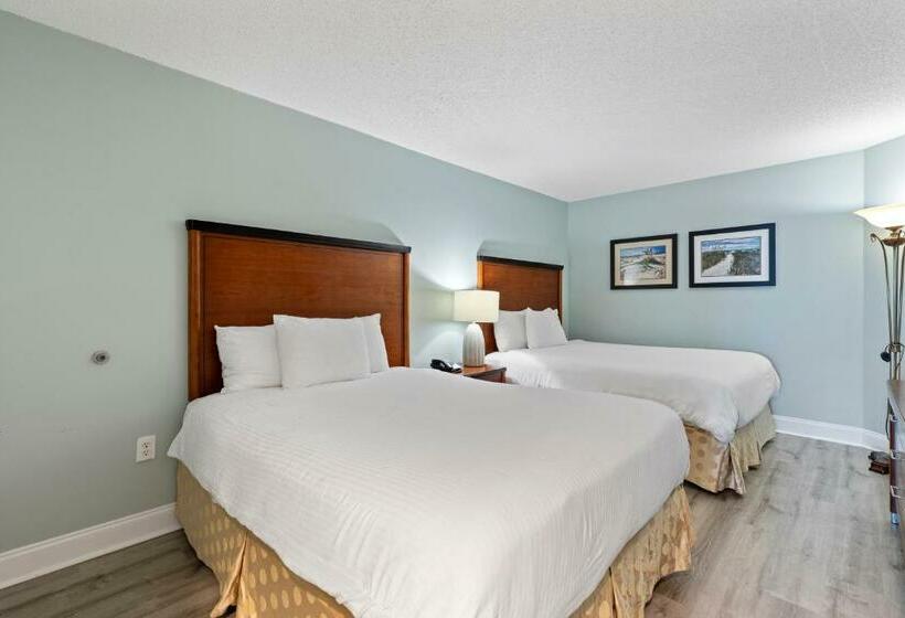 سوییت لوکس, Sandy Beach Resort